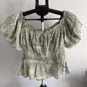 Francesca's NWT Sage Green Paisley Smocked Peasant Top Puff Sleeve Medium